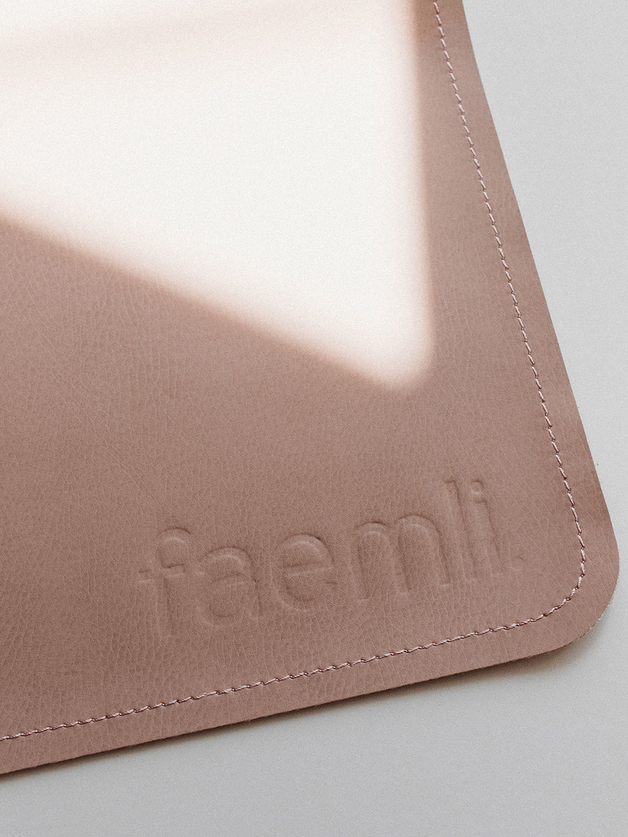 Faemli blush maxi leather mat Australia - baby goods for the modern family