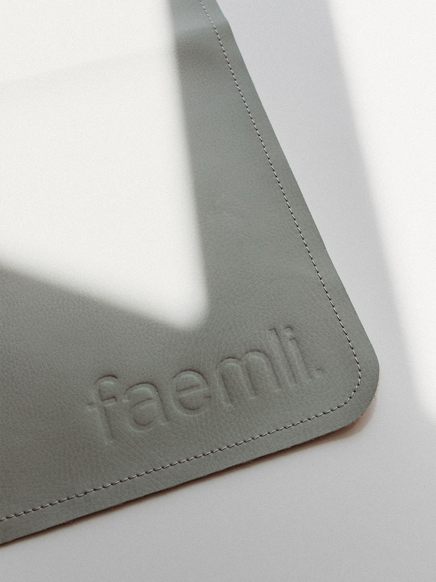 Faemli sage maxi leather mat Australia - baby goods for the modern family